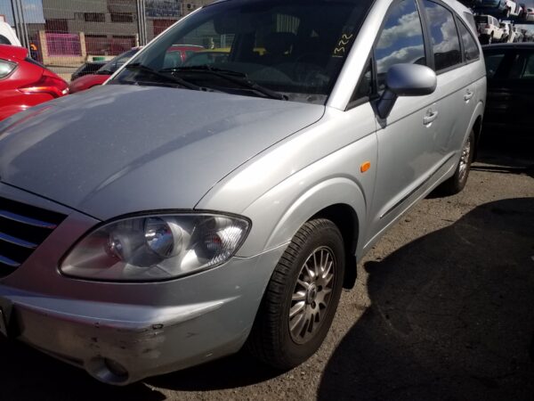 ALETA DELANTERA IZQUIERDA SSANGYONG RODIUS - Imagen 2