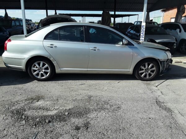 ALTERNADOR TOYOTA AVENSIS BERLINA - Imagen 2