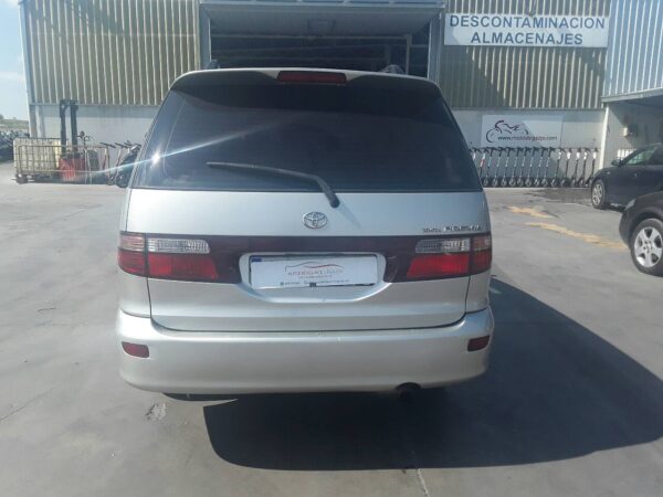 PILOTO TRASERO IZQUIERDO TOYOTA PREVIA - Imagen 3
