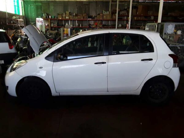 TRANSMISION DELANTERA DERECHA TOYOTA YARIS - Imagen 2