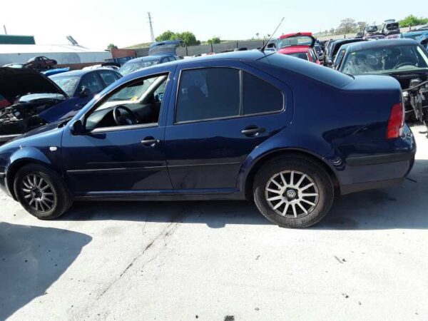 CERRADURA PUERTA DELANTERA DERECHA VOLKSWAGEN BORA BERLINA - Imagen 3