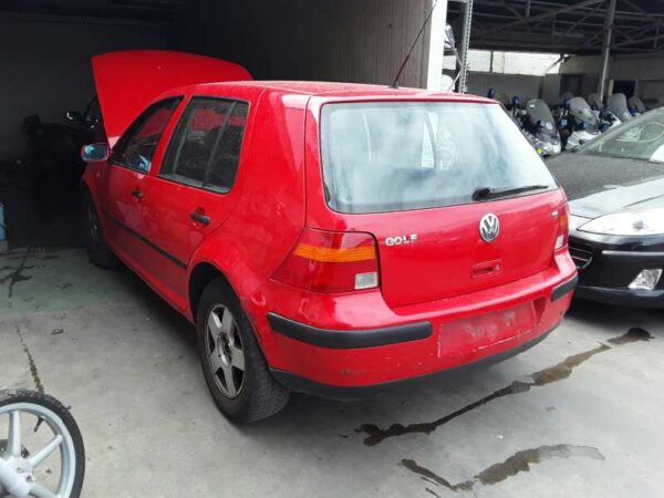 PILOTO TRASERO IZQUIERDO VOLKSWAGEN GOLF IV BERLINA - Imagen 2