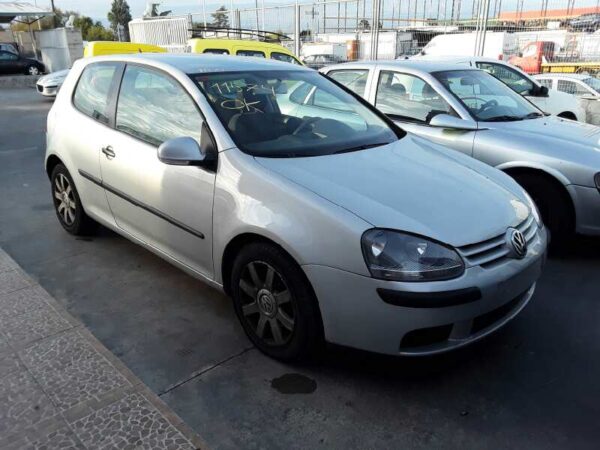 PILOTO TRASERO IZQUIERDO VOLKSWAGEN GOLF V BERLINA - Imagen 2