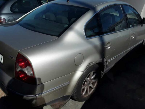 CENTRALITA MOTOR UCE VOLKSWAGEN PASSAT BERLINA - Imagen 2
