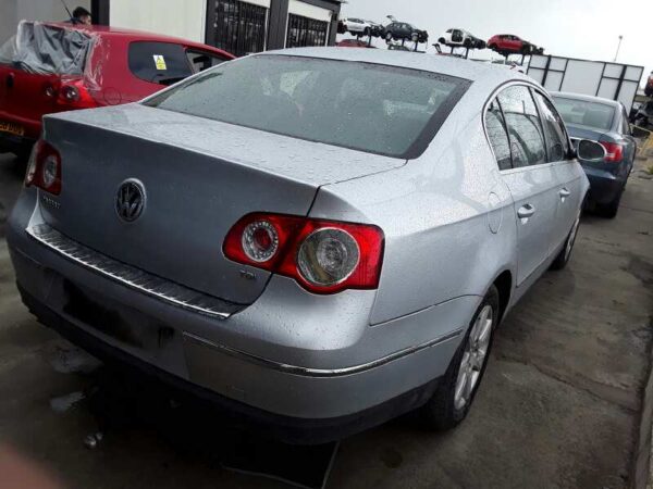 TRANSMISION TRASERA IZQUIERDA VOLKSWAGEN PASSAT BERLINA - Imagen 4