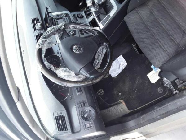 FARO IZQUIERDO VOLKSWAGEN PASSAT BERLINA - Imagen 4