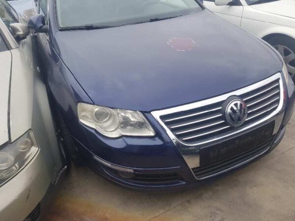 FARO IZQUIERDO VOLKSWAGEN PASSAT BERLINA - Imagen 3