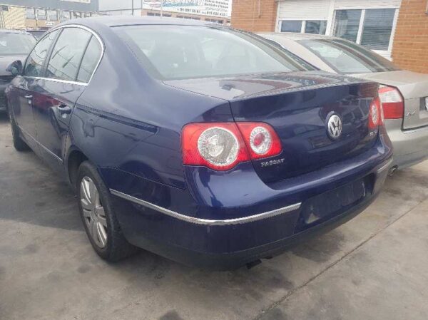 FARO IZQUIERDO VOLKSWAGEN PASSAT BERLINA - Imagen 4