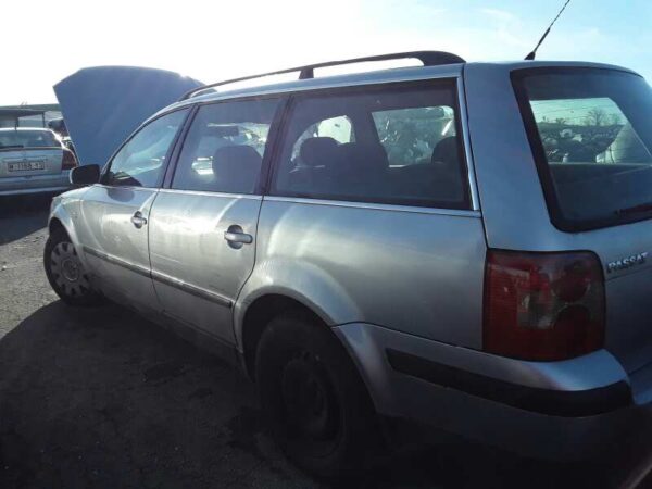 CENTRALITA MOTOR UCE VOLKSWAGEN PASSAT VARIANT - Imagen 2