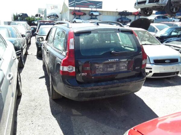 FARO DERECHO VOLVO V50 FAMILIAR - Imagen 3