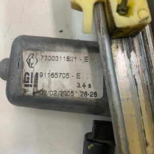 ELEVALUNAS DELANTERO DERECHO RENAULT TRAFIC III FURGÓN