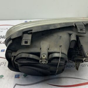 FARO IZQUIERDO VOLKSWAGEN GOLF IV BERLINA (1J1)(10.1997)