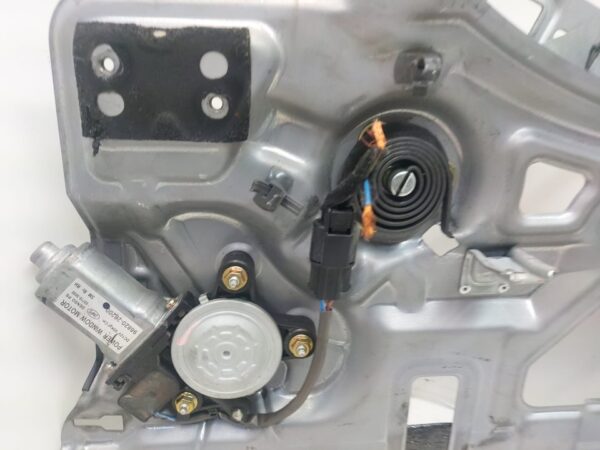 ELEVALUNAS TRASERO IZQUIERDO HYUNDAI SANTA FE (SM)