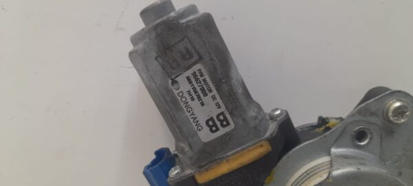 ELEVALUNAS DELANTERO DERECHO CHEVROLET EPICA