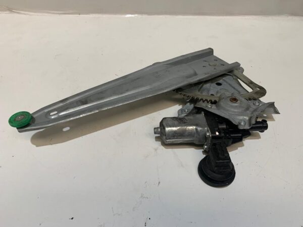 ELEVALUNAS TRASERO DERECHO TOYOTA AURIS (E15)