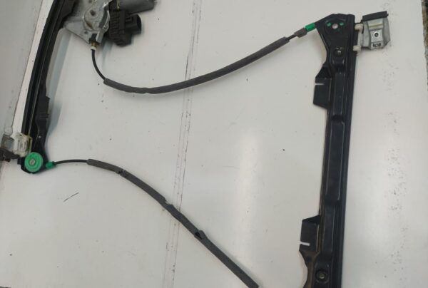 ELEVALUNAS DELANTERO DERECHO JAGUAR X-TYPE