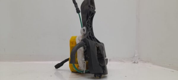 CERRADURA PUERTA DELANTERA DERECHA HYUNDAI I30 (GD)