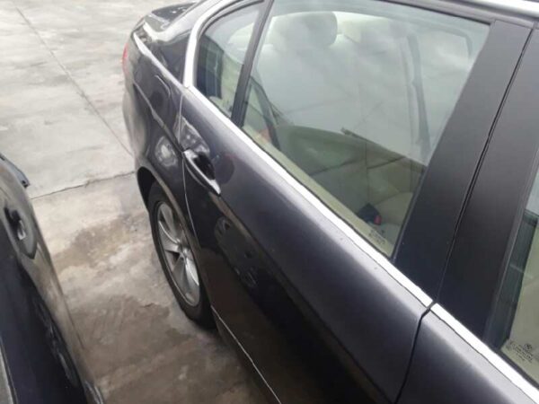 PUERTA TRASERA DERECHA BMW SERIE 3 BERLINA (E90)