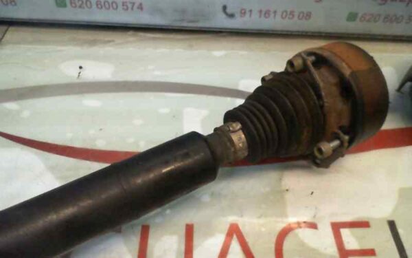TRANSMISION DELANTERA DERECHA VOLKSWAGEN TOURAN (1T1)