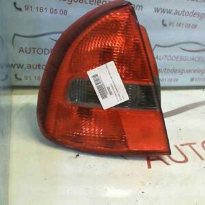 PILOTO TRASERO IZQUIERDO MITSUBISHI CARISMA BERLINA 5 (DA0)