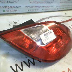 PILOTO TRASERO DERECHO OPEL CORSA D