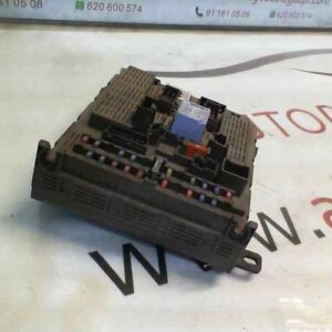 CAJA RELES / FUSIBLES CITROEN C5 BERLINA