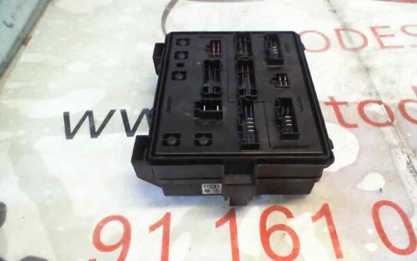 CAJA RELES / FUSIBLES SSANGYONG RODIUS