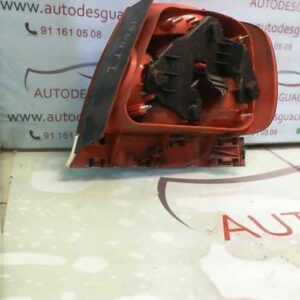 PILOTO TRASERO IZQUIERDO AUDI A4 BERLINA (B5)