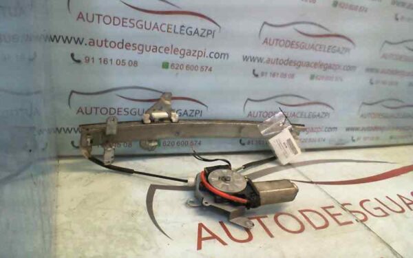 ELEVALUNAS DELANTERO DERECHO NISSAN ALMERA (N15)