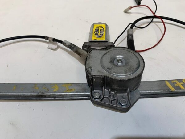 ELEVALUNAS DELANTERO IZQUIERDO FORD TRANSIT CONNECT (TC7)