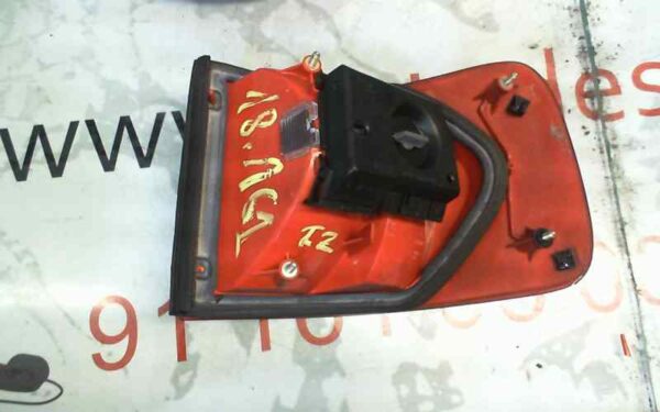 PILOTO TRASERO IZQUIERDO AUDI A6 BERLINA (C4)
