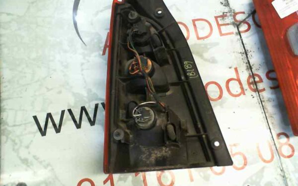 PILOTO TRASERO DERECHO SUZUKI WAGON R + (RB/MM)