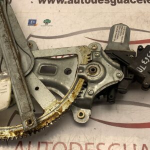 ELEVALUNAS TRASERO DERECHO TOYOTA COROLLA VERSO (R1)