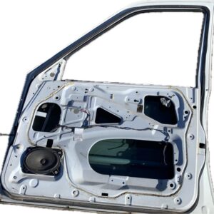 PUERTA DELANTERA DERECHA NISSAN TERRANO II (R20)
