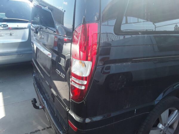 PILOTO TRASERO DERECHO MERCEDES VIANO