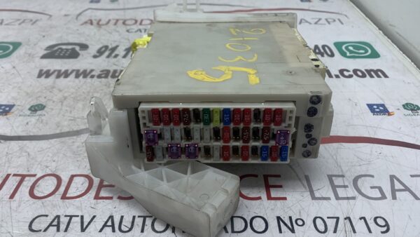 CAJA RELES / FUSIBLES TOYOTA PRIUS+