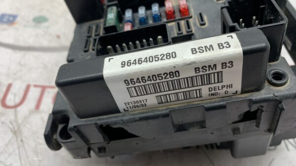 CAJA RELES / FUSIBLES PEUGEOT 307 BREAK / SW