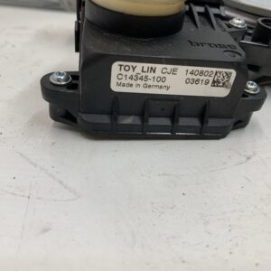 ELEVALUNAS TRASERO IZQUIERDO TOYOTA VERSO (AUR2/ZGR2)