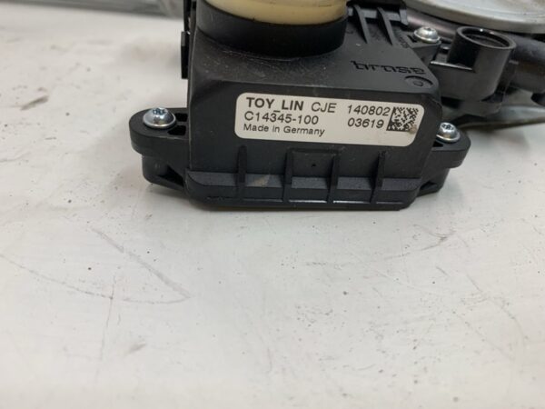 ELEVALUNAS TRASERO IZQUIERDO TOYOTA VERSO (AUR2/ZGR2)
