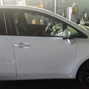 PUERTA DELANTERA DERECHA TOYOTA VERSO
