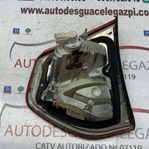 PILOTO TRASERO DERECHO INTERIOR CITROEN C4 PICASSO