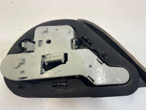 PILOTO TRASERO DERECHO JAGUAR S-TYPE (03.1999)