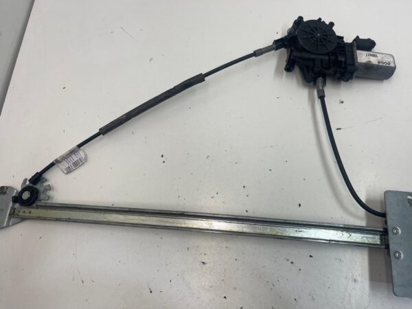 ELEVALUNAS DELANTERO IZQUIERDO MERCEDES-BENZ VITO KOMBI (638)