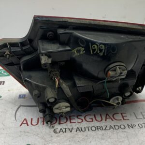 PILOTO TRASERO IZQUIERDO INTERIOR SSANGYONG KYRON