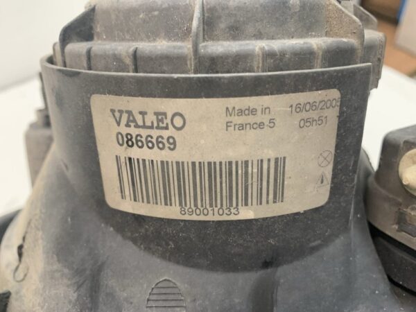 FARO IZQUIERDO RENAULT KANGOO