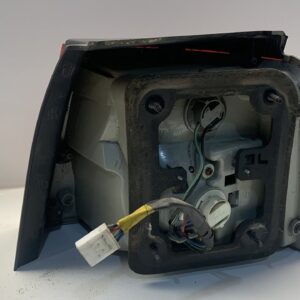 PILOTO TRASERO IZQUIERDO KIA CARENS (RS)