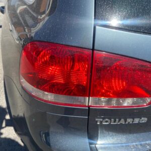 PILOTO TRASERO IZQUIERDO INTERIOR VOLKSWAGEN TOUAREG
