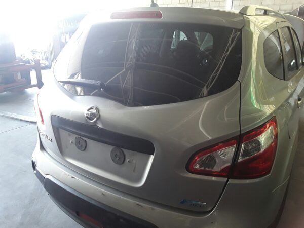 PORTON TRASERO NISSAN QASHQAI+2