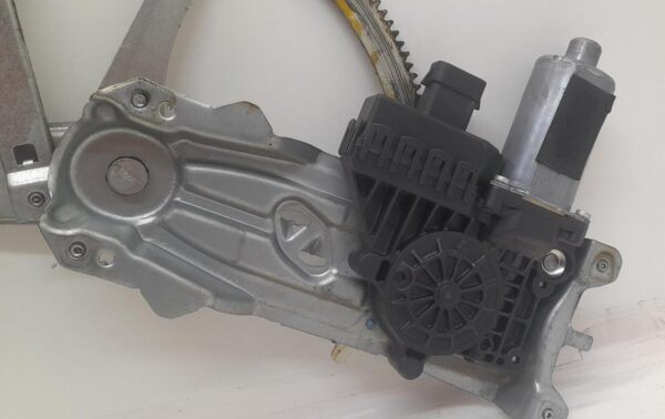 ELEVALUNAS DELANTERO IZQUIERDO OPEL ASTRA H BER.