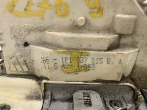 CERRADURA PUERTA DELANTERA IZQUIERDA  SEAT LEON